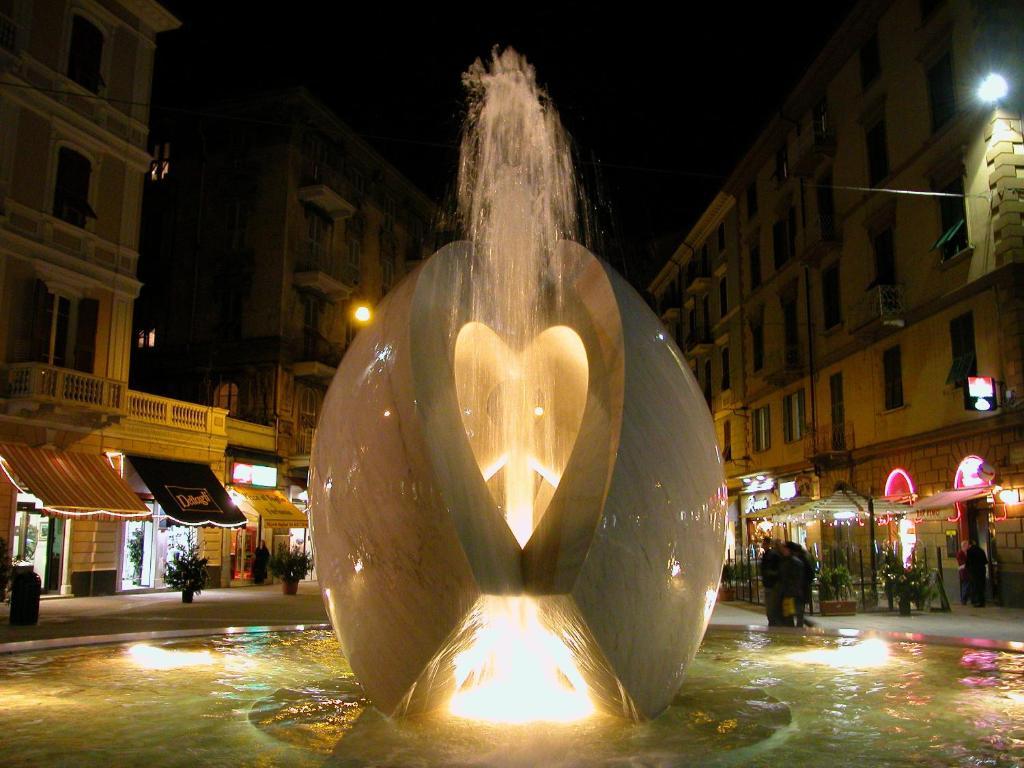 La Casa Della Fontana Apartment La Spezia Bagian luar foto